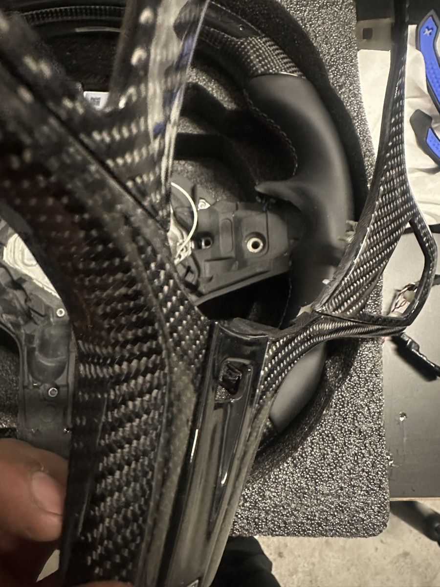 BMW Tutti pezzi di ricambio auto: Bmw carbon Performance lenkrad X3 G01 X4 G02 – Nuovo (secondo la descrizione) da zuchwil venduto da MDF_platinum 1