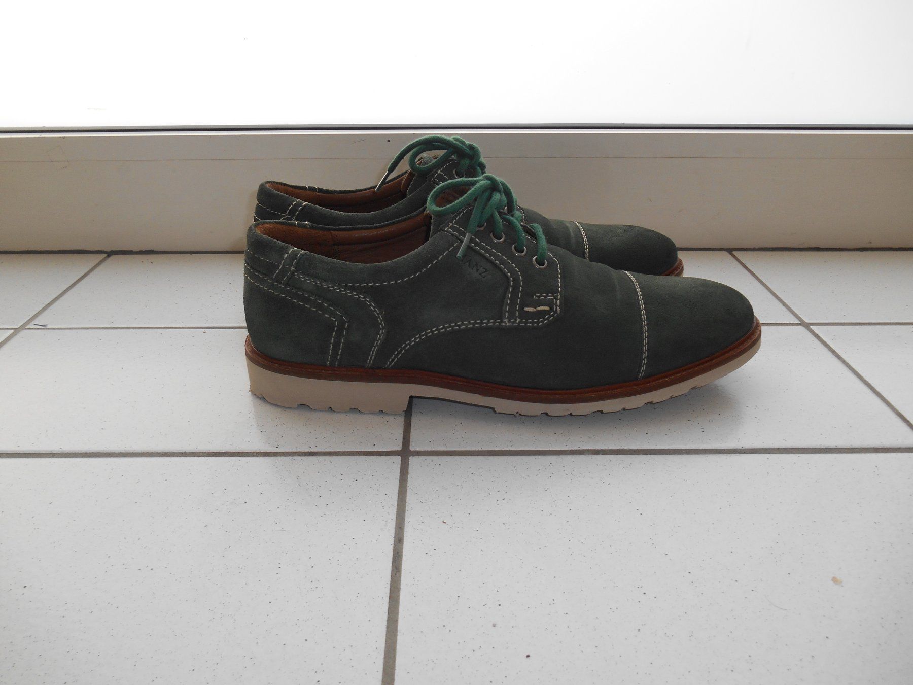 Scarpe da uomo: Manz Herren Schuh Grün Grösse 44 – Usato da Basel venduto da Birs868