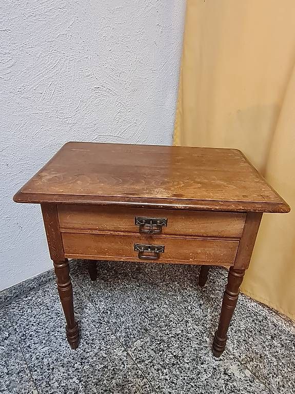 Tavoli: Beistelltischchen Holz – Usato da Kriens venduto da LotusOase 1