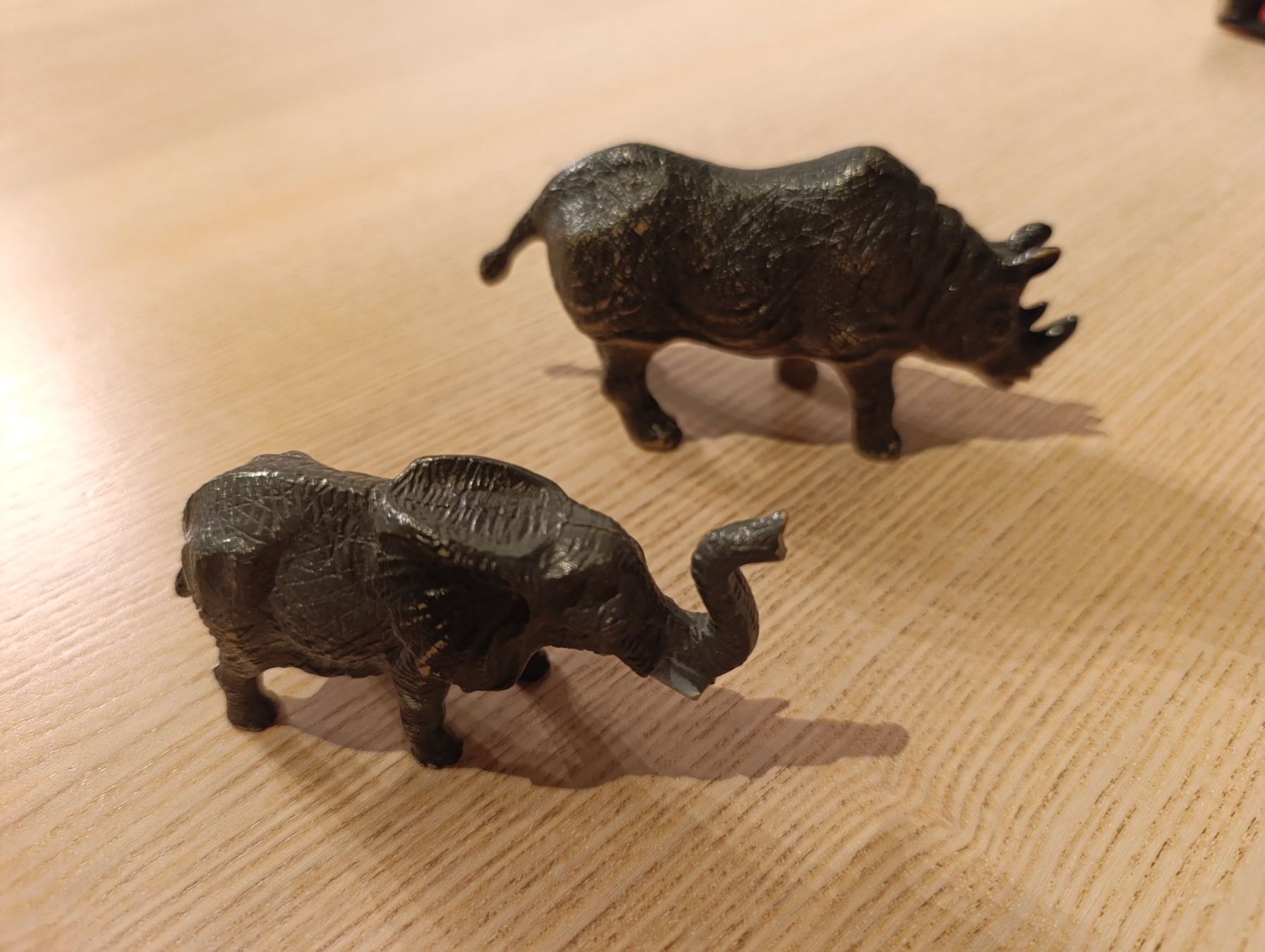 Statuette: Afrika Tiere Set – Usato da Zürich venduto da ShadowVorlon