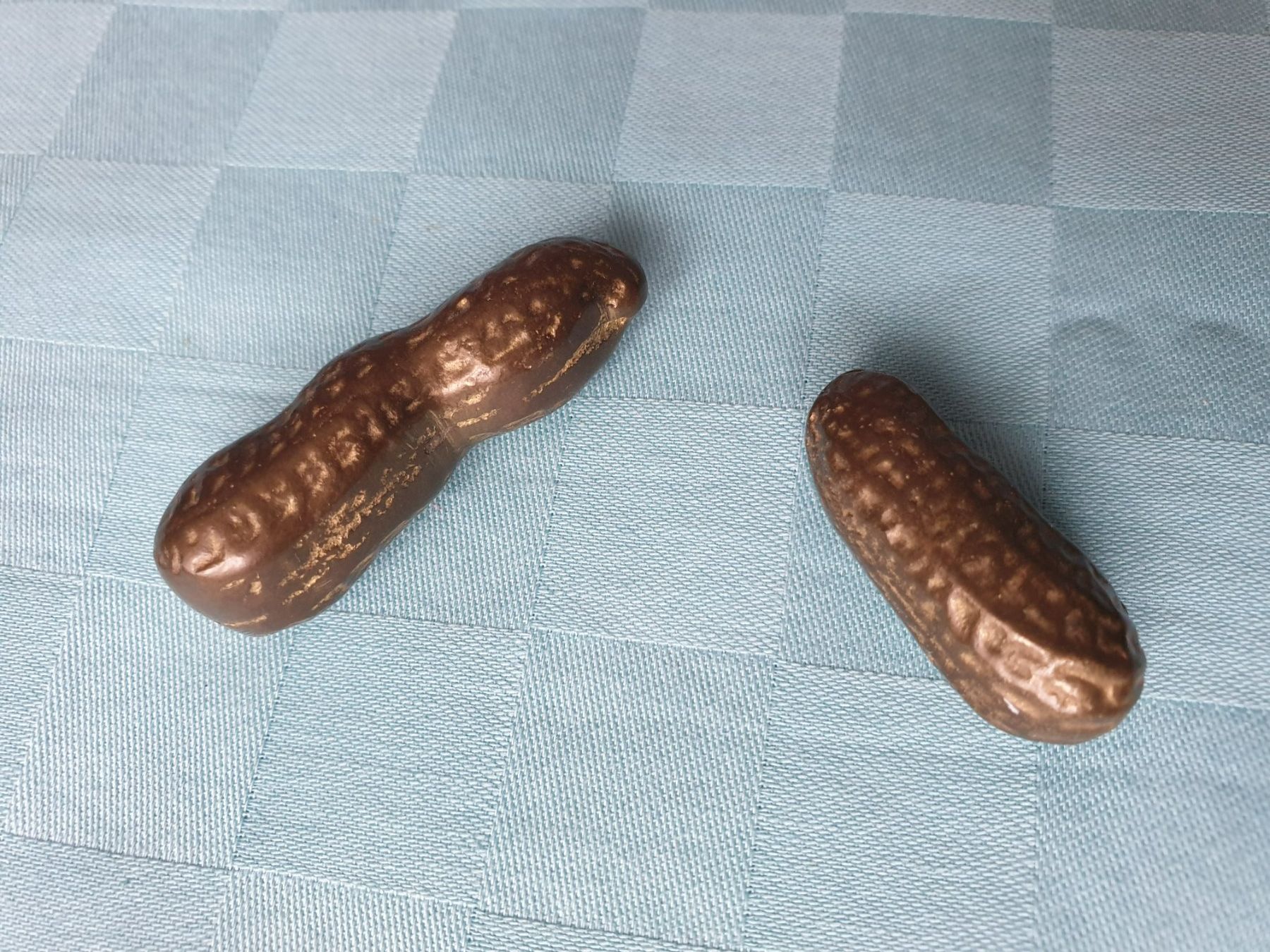 Figuren: Erdnuss paar Figuren Messing – Gebraucht aus Mörschwil von spirspi