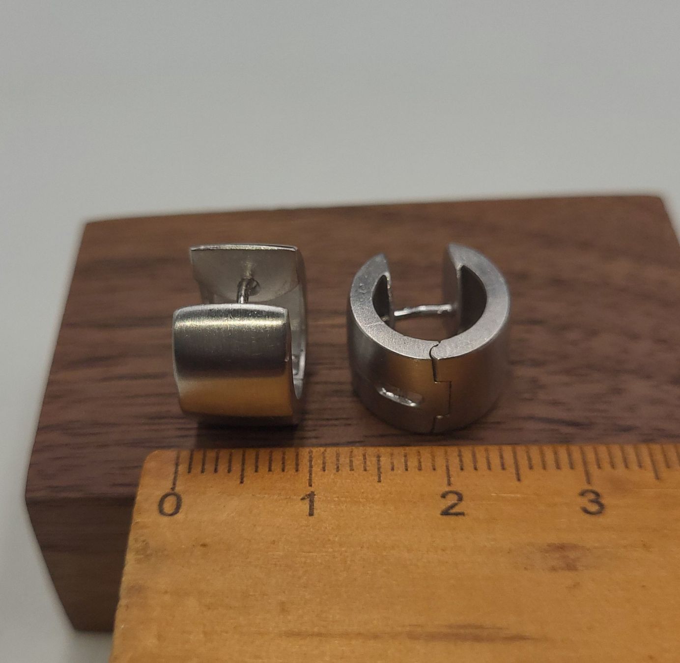 Ohrringe & -stecker: Massiv Platin 950 Ohrringe – Gebraucht aus Wald ZH von Dasilver