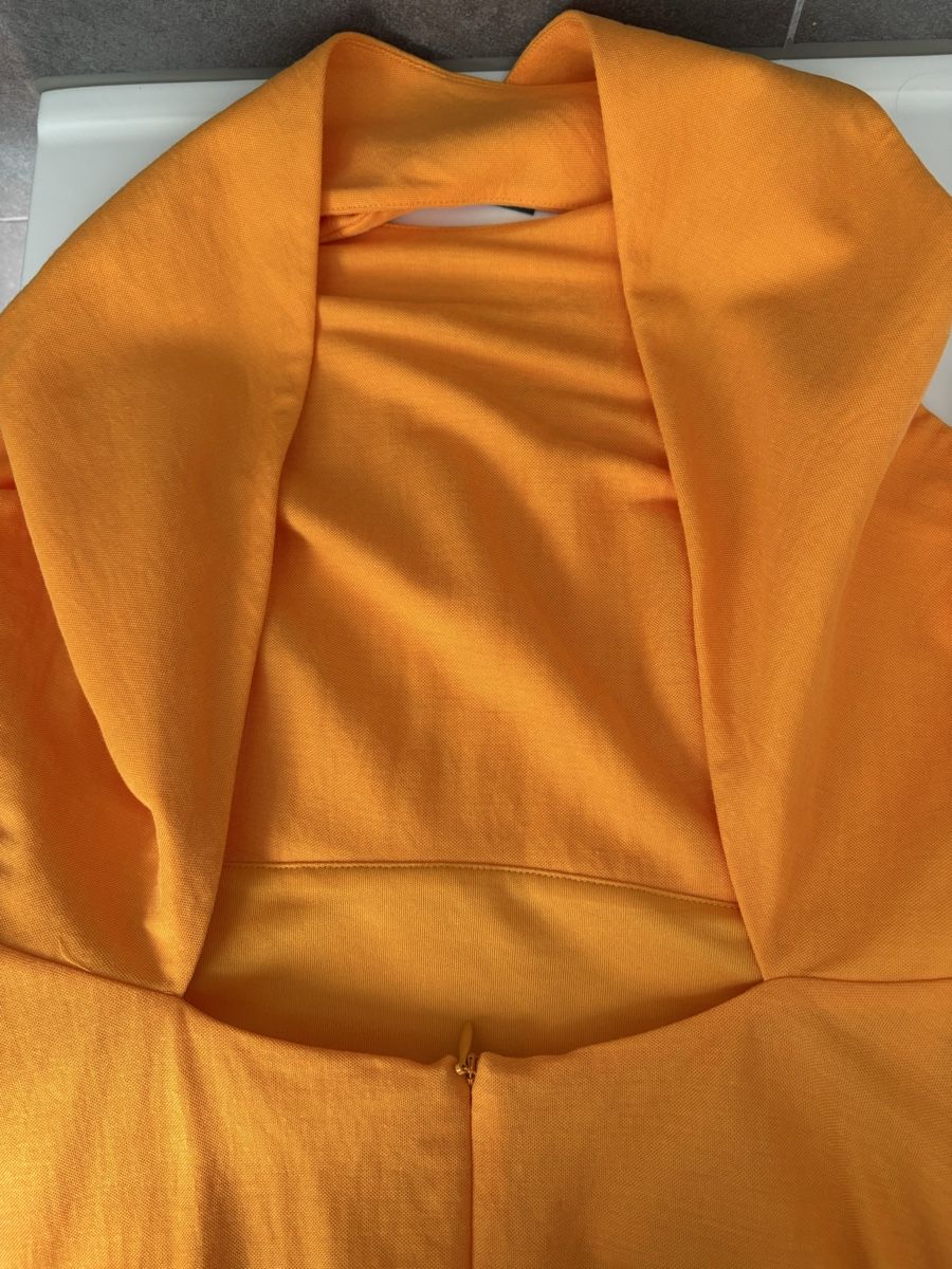 Esprit Kleider: SommerKleid orange Grösse XS Esprit – Defekt aus Dulliken von gab_jdr2 2