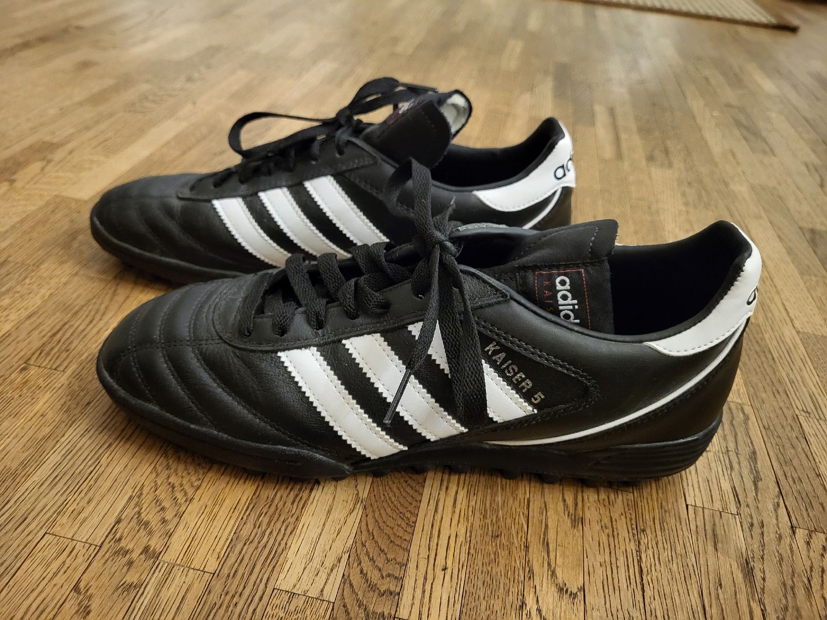Adidas Herrenschuhe: Adidas Kaiser 5, Grösse 42 – Gebraucht aus Appenzell von Bloch 1
