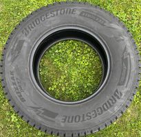 Jeep JL Bridgestone Blizzar DMV3 Winterpneu 