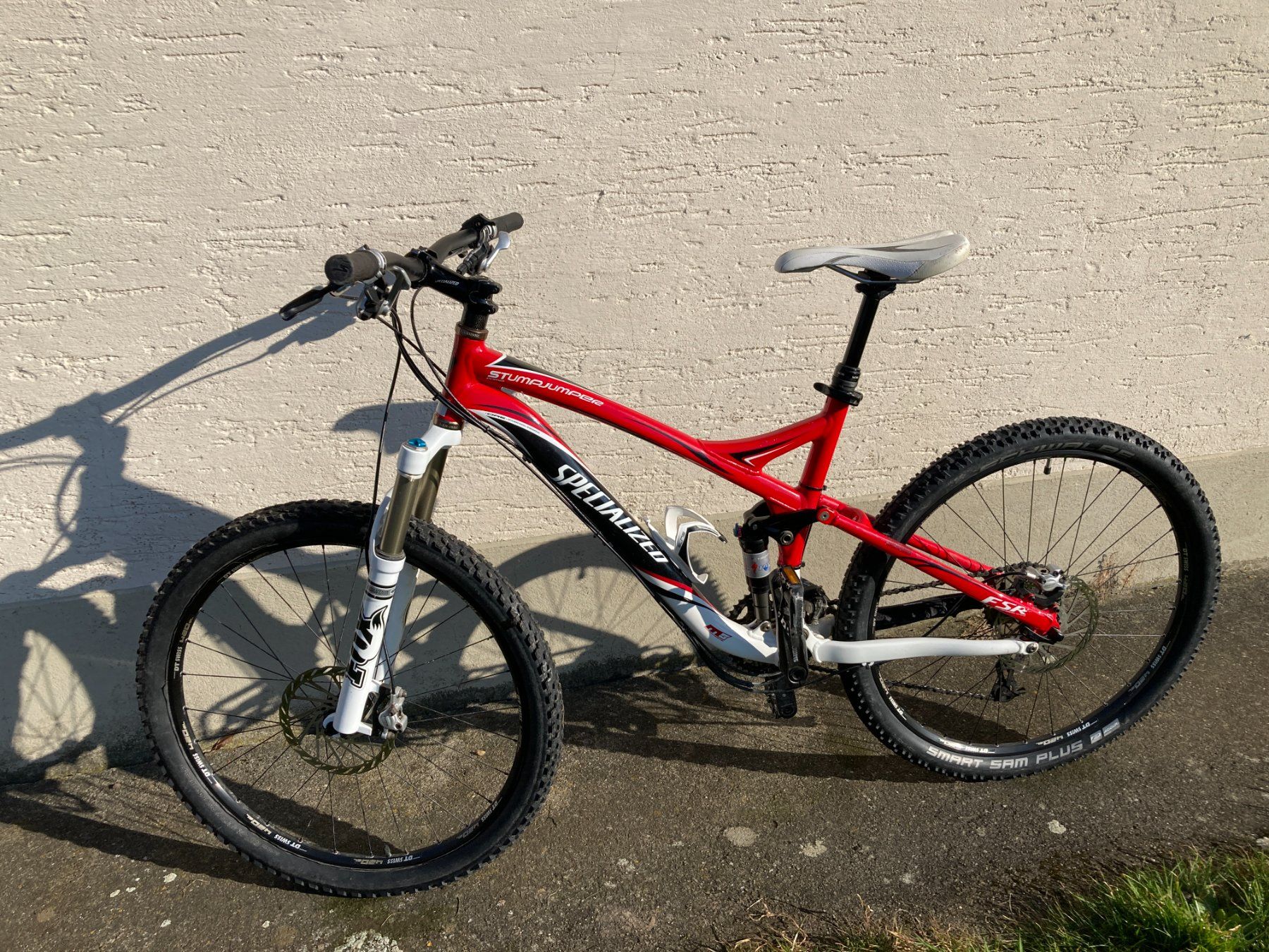 Specialized Velos: Specialized Stumpjumper Comp 26" – Gebraucht aus Wolhusen von