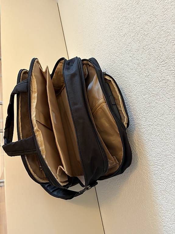 Valigie & Borse: Notebooktasche, Business-Trolley – Usato da Rotkreuz venduto da Manfi11 2