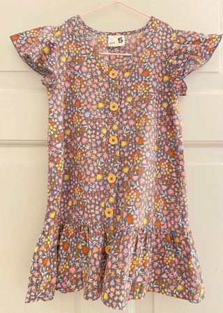 Kleid von Cotton on Kids 110 - neuwertig