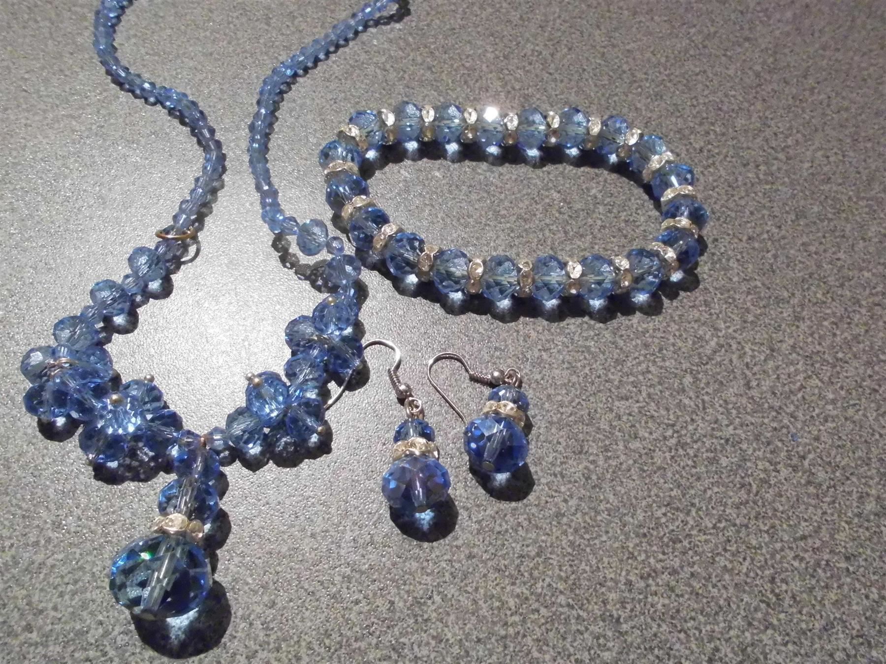 Altri gioielli: Schmuck-Set hellblau, Kette, Armband, Oh – Nuovo e nell'imballaggio originale da Zürich venduto da abraxas1291 1