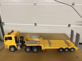 Bruder Sattelzugmaschine, Anhänger, Pritschenwagen & Bagger