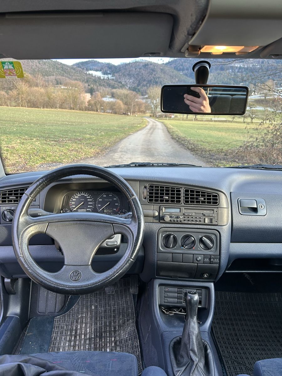 VW Autos: Golf 3 VR6 – D'occasion à Montsevelier par Diego2828 8