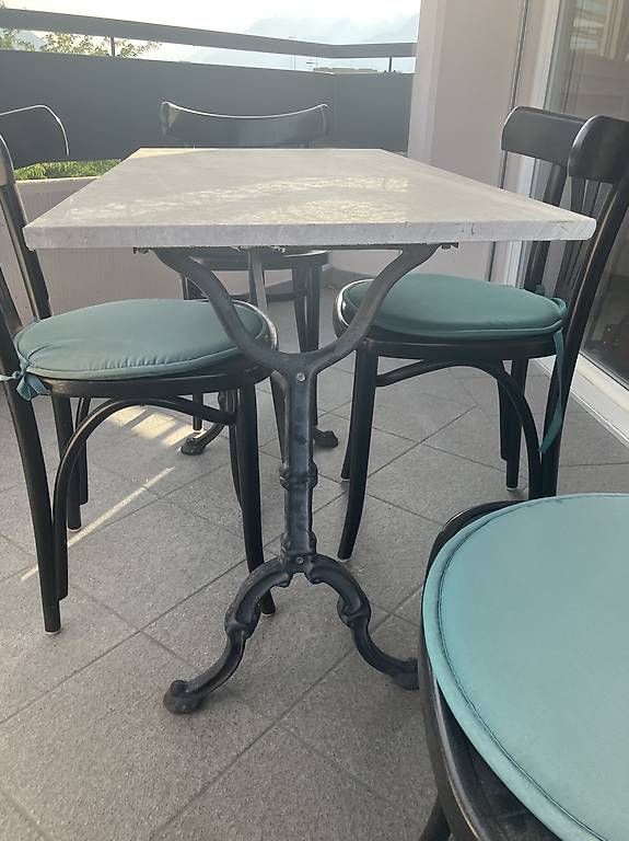 Set di tavolo e panche: Ensemble table/chaises extérieures – Usato da Blatten b. Naters venduto da mikael.kerautret 2