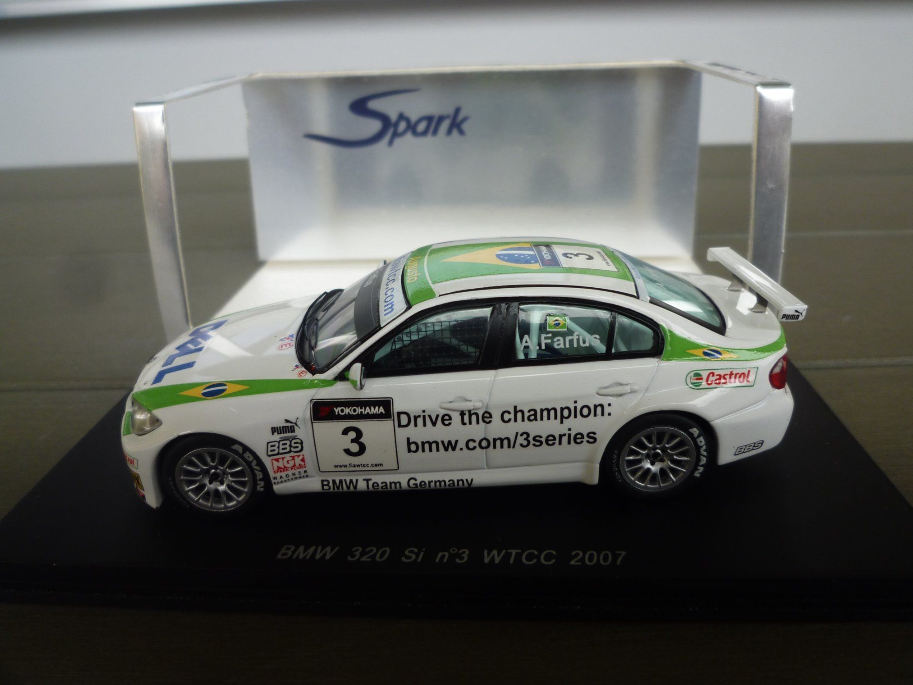 BMW Modellini d'auto: BMW 320 Si (WTCC 2007) – Nuovo e nell'imballaggio originale da Flawil venduto da Imperiosud 4