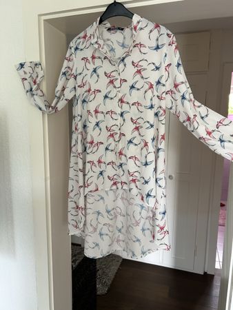 AWAWA Bluse Gr. M, Vogel Muster, Top Zustand, Frühling!