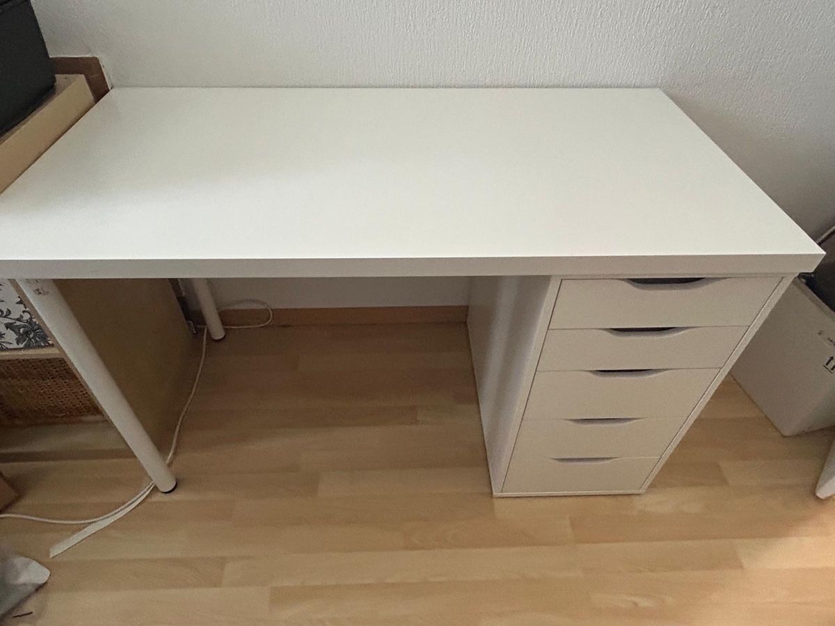 Ikea Scrivanie:  SCHREIBTISCH  – Usato da Thun venduto da Noel01112