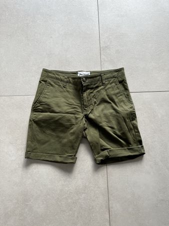 Shorts Bon Vivant kaki taille 31 