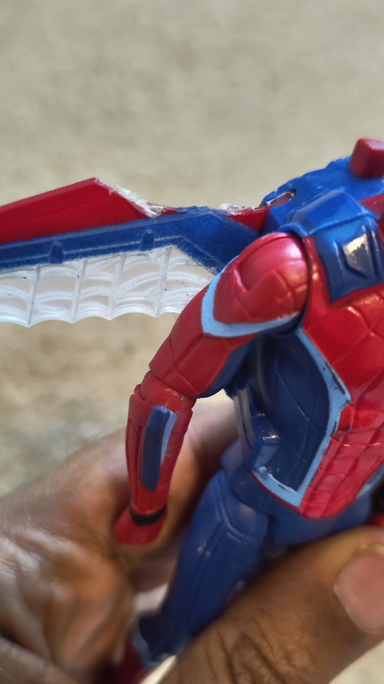 Marvel Statuette: Spider-Man Action Figure with Wings!  – Difettoso da Glattbrugg venduto da har_jgc7 2
