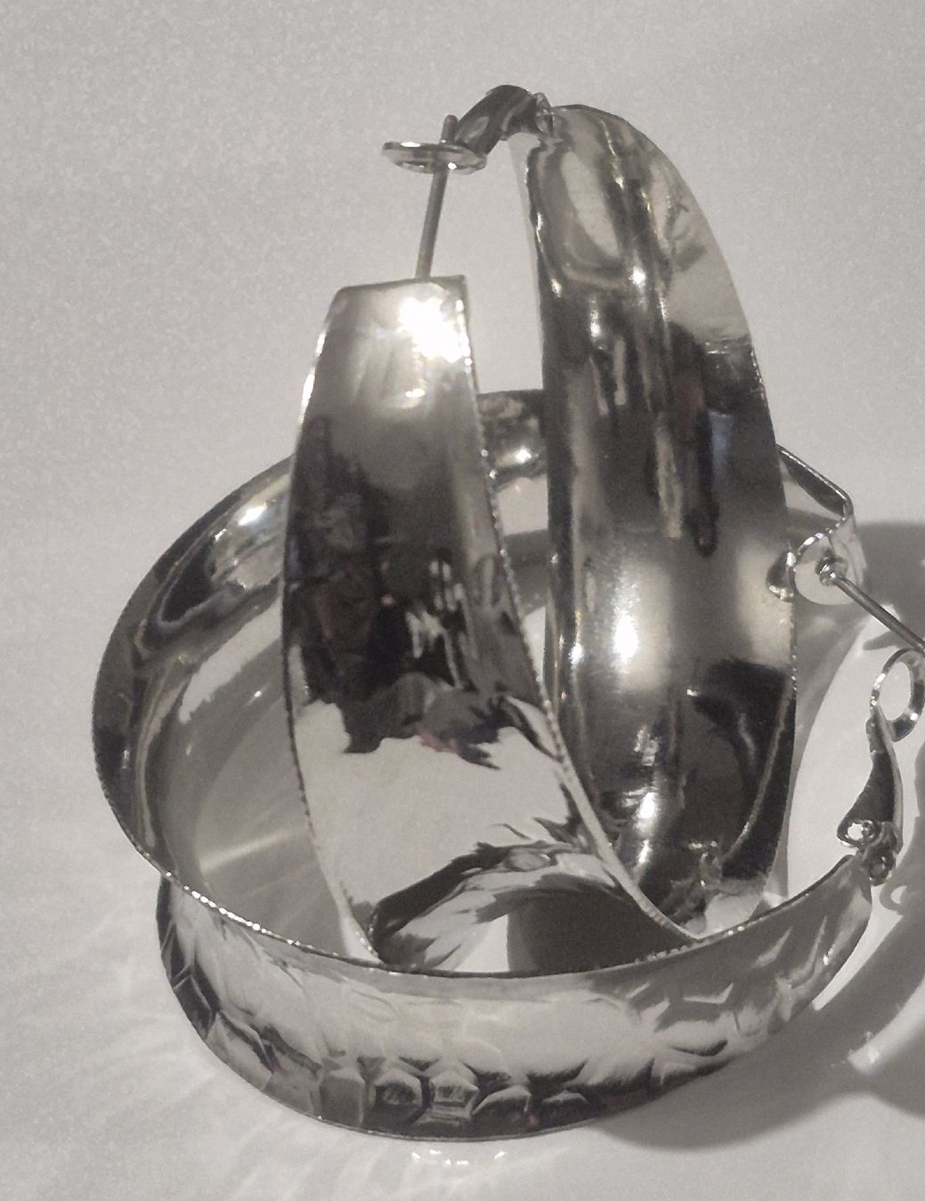 Ohrringe & -stecker: Orecchini a cerchio martellati argento donna – Neu (gemäss Beschreibung) aus Giubiasco von Stefaniav 7
