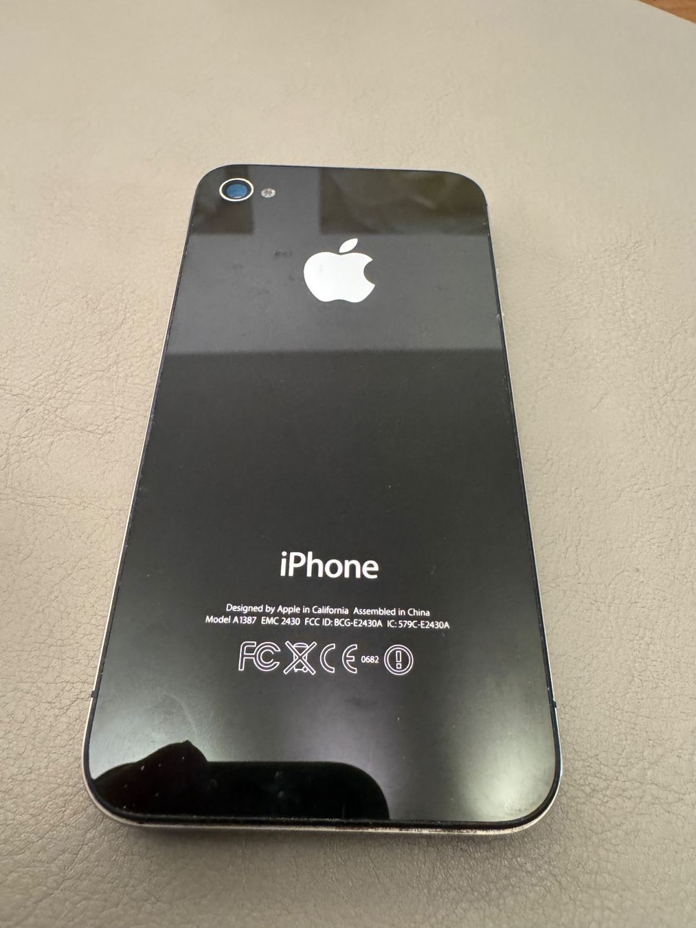 Apple Telefoni cellulari / Smartphones: iPhone 4 / 4s – Difettoso da Adliswil venduto da Busys 1