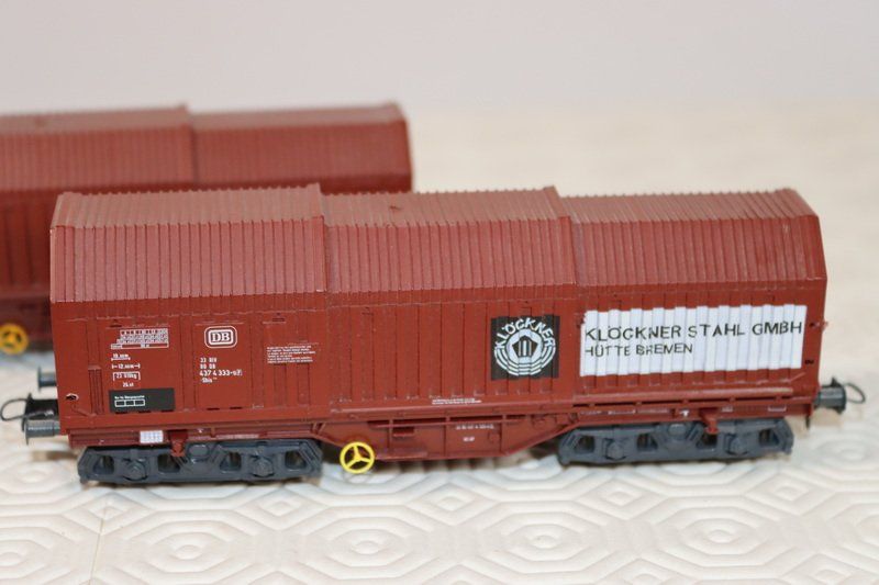 Roco Modellini di ferrovie: 2 Roco Güterwagen ( 698 ) – Usato da Kerzers venduto da Winu64 1