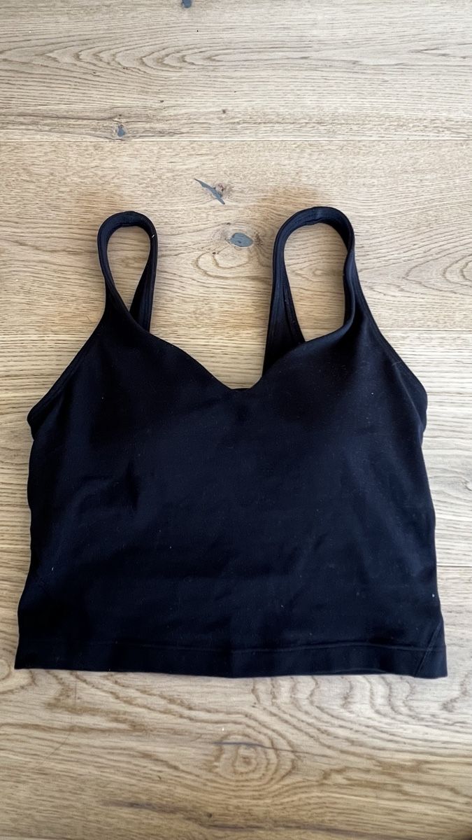 Lululemon Top: lululemon Align Tank Top Light Support – Usato da Eglisau venduto da Kan_999 1