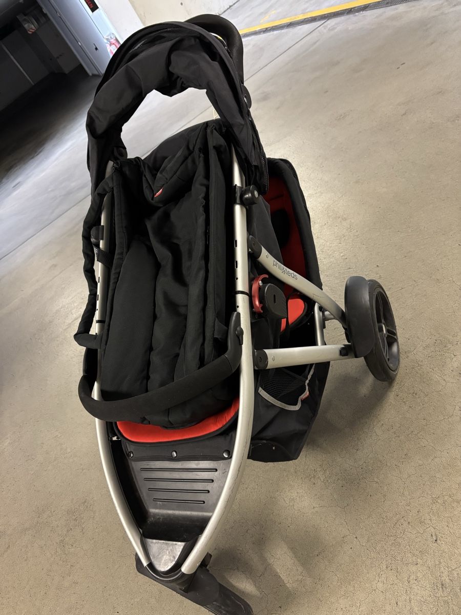 Phil & Teds Carrozzine: Geschwisterwagen – Usato da Gränichen venduto da R.7 9
