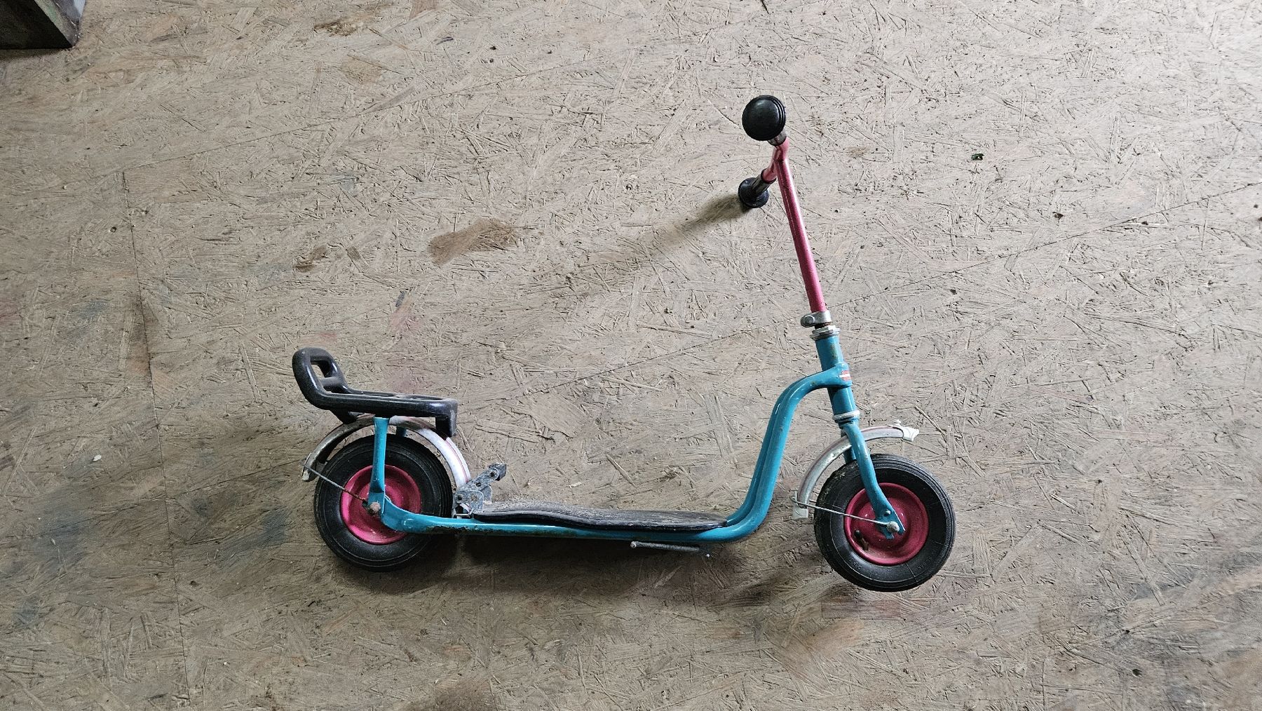 Puky Kickboard: Trottinett – Usato da Courlevon venduto da GF.22