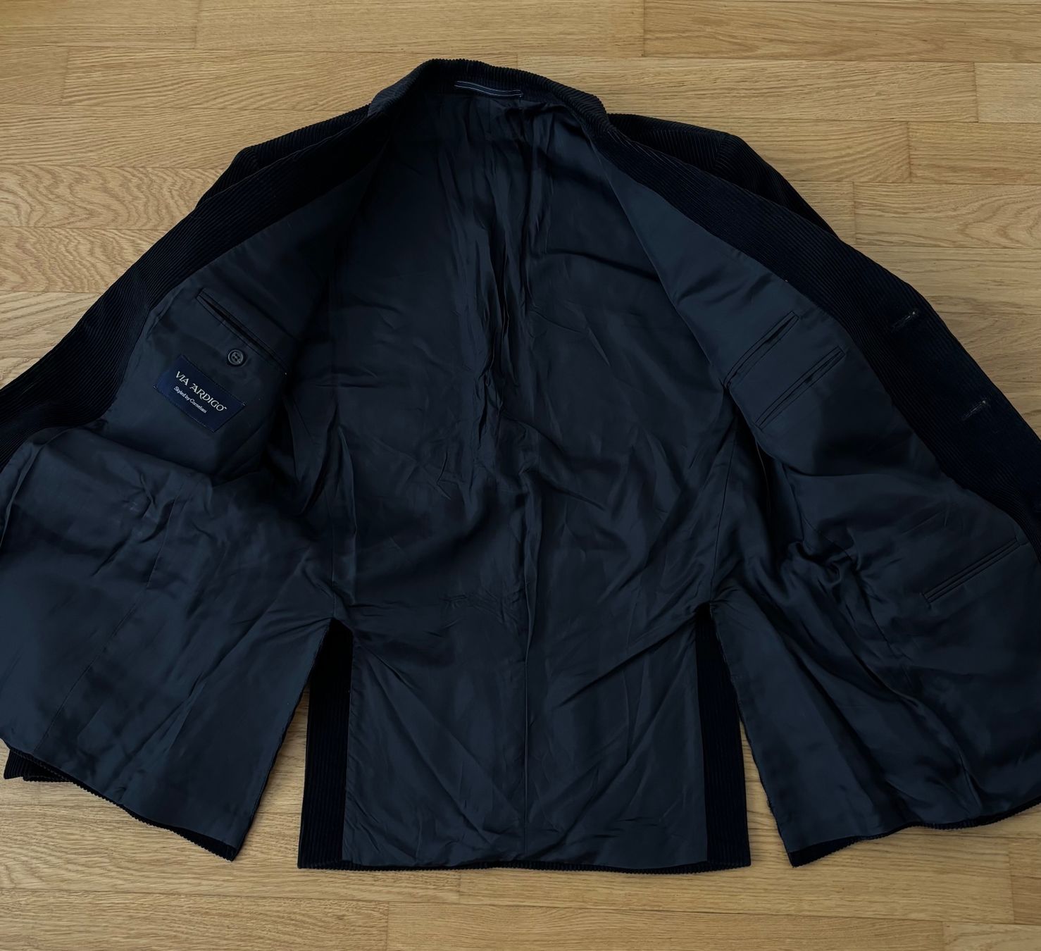 Corneliani Giacche: CORNELIANI Sakko / Blazer (52 8 R) – Usato da Cham venduto da Merdek123 1