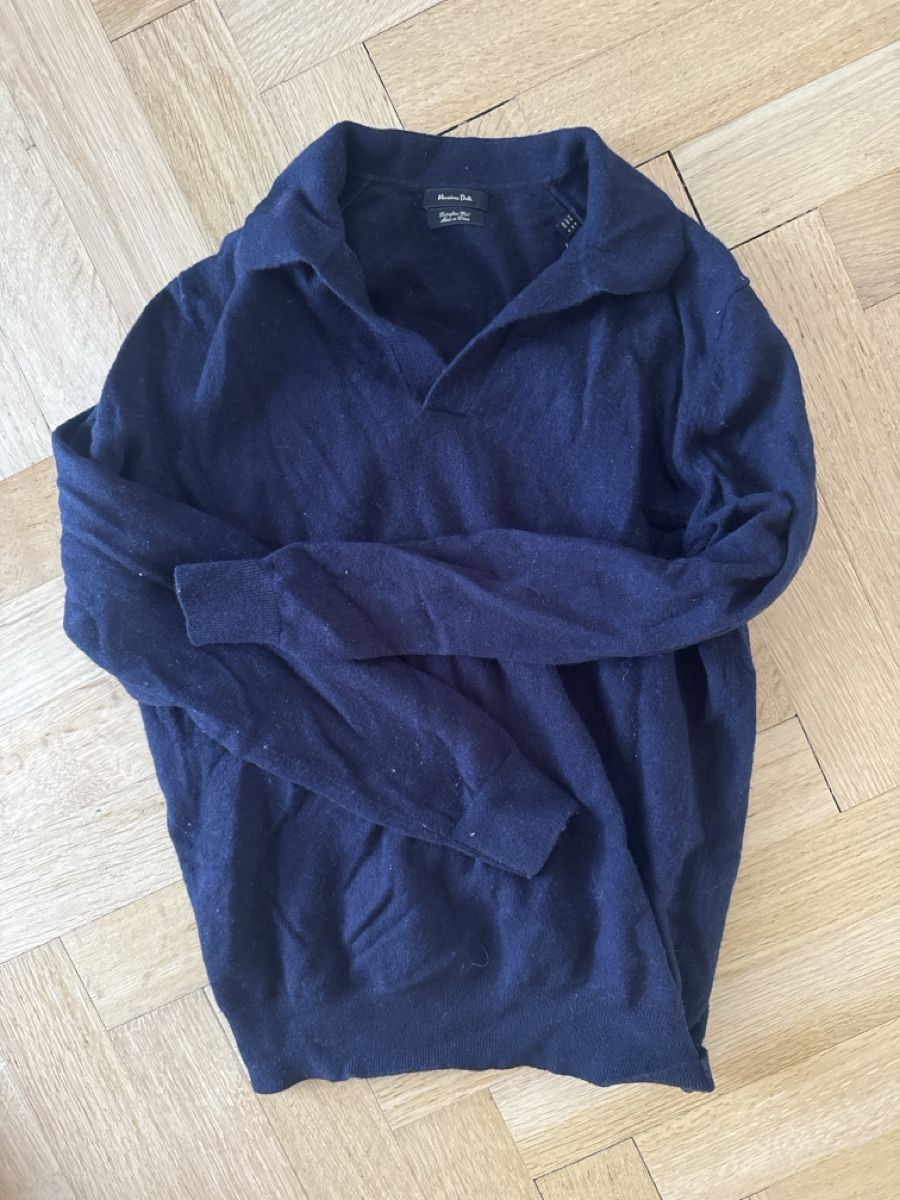 Massimo Dutti Pulls & Sweat-shirts: Dunkelblauer Massimo Dutti Pullover M – D'occasion à Zürich par gi_ner 1