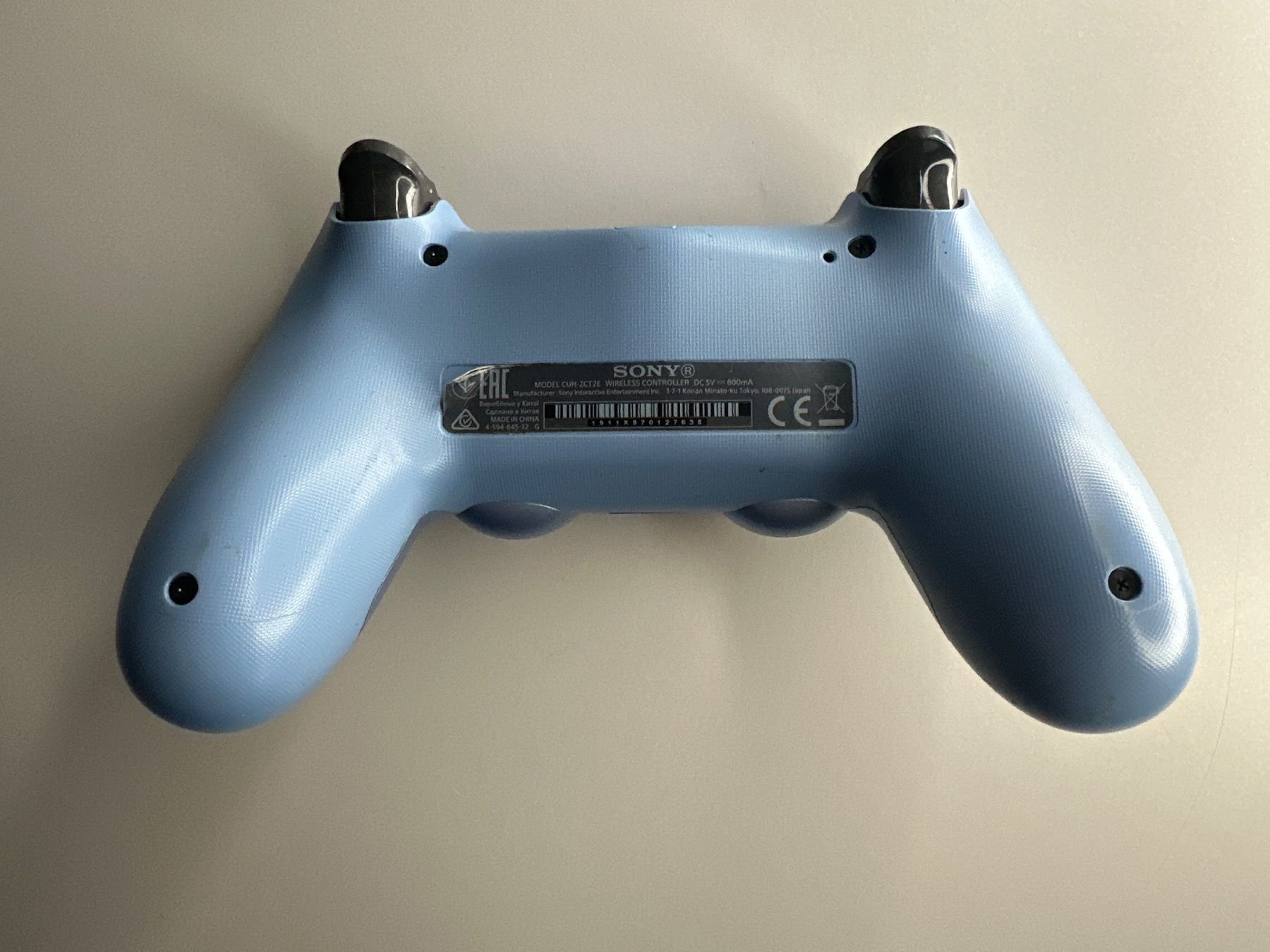 Sony Controller: PS4 Controller V2 – Gebraucht aus St.gallen von taduz 1