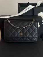 Classic Chanel WOC Cavier schwarz Leder Damen Tasche