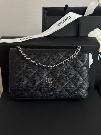 Classic Chanel WOC Cavier schwarz Leder Damen Tasche