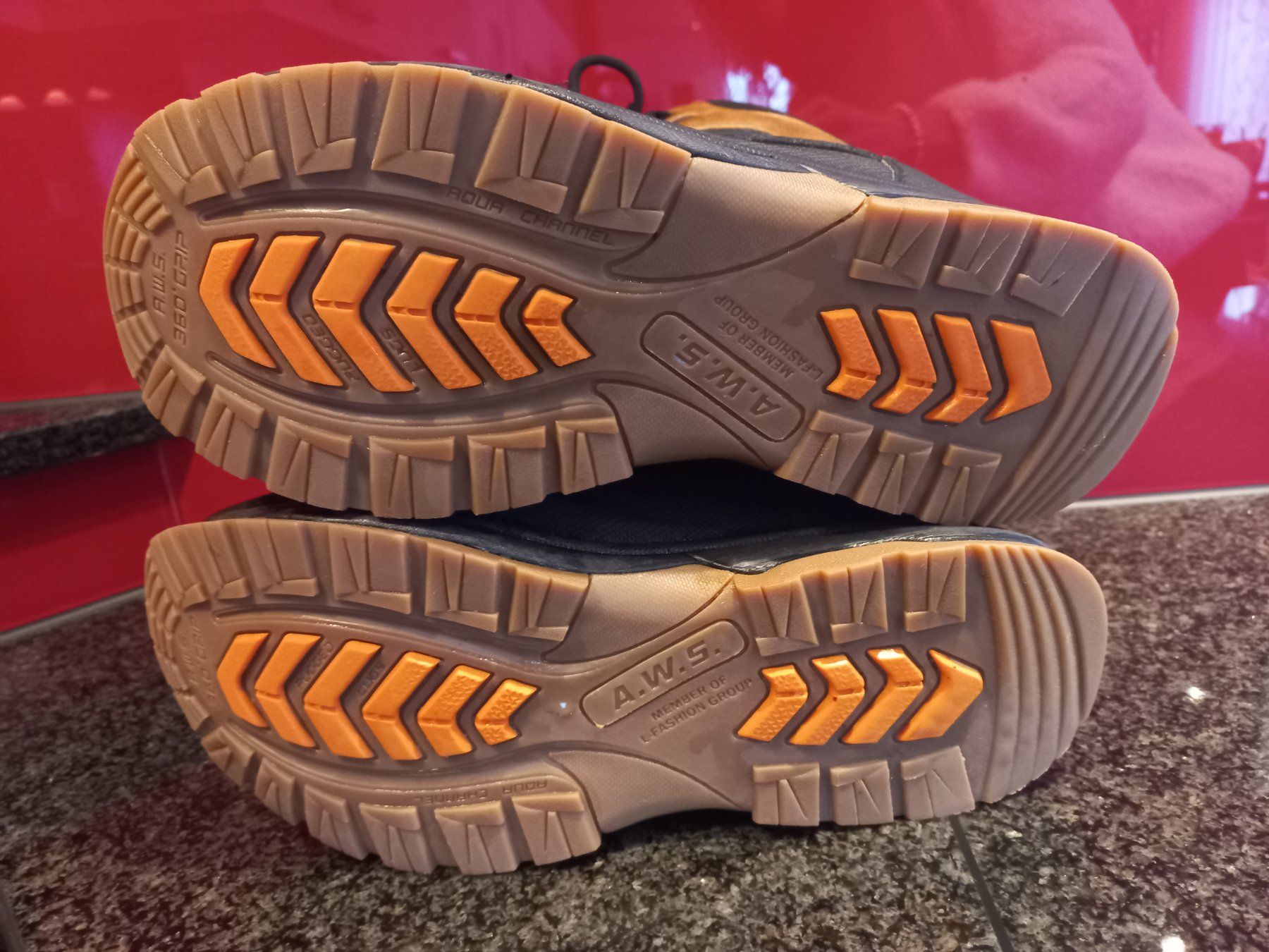 Icepeak Scarpe da donna: Warme IcePeak Winterstiefel Gr. 40 – Usato da Studen SZ venduto da Koller2525 3