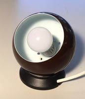 Tischlampe braun kugelförmig