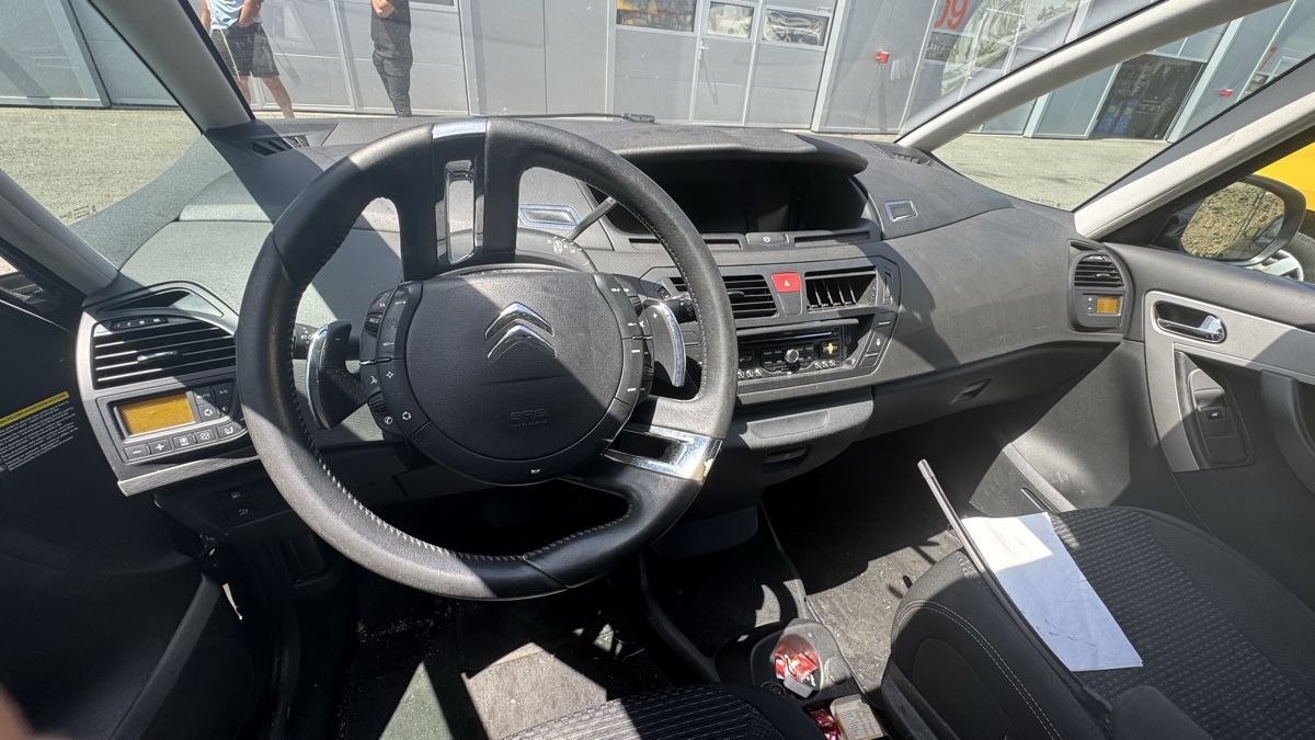 Automobili: Citroën c4 Picasso – Difettoso da Gretzenbach venduto da del_9xww 5