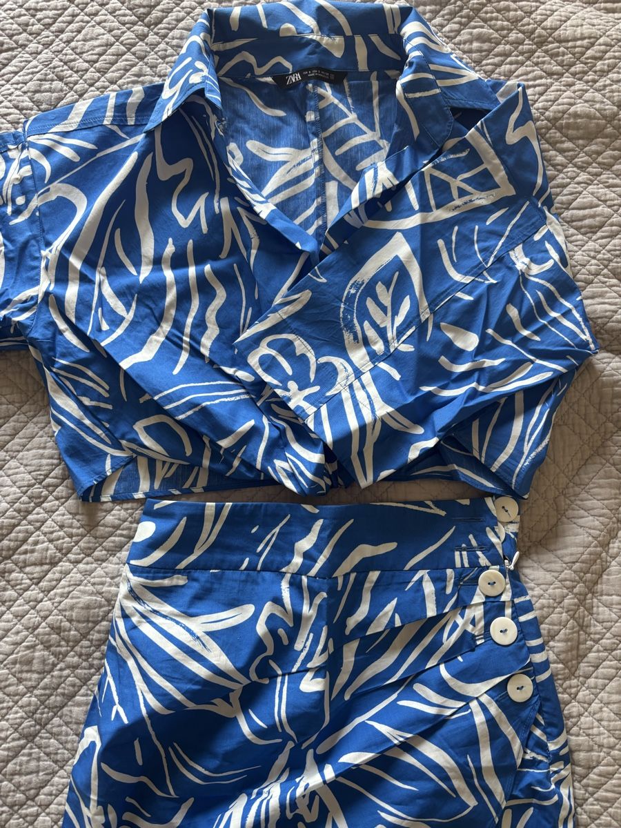 Zara Kleiderpakete: Ensemble jupe et chemise imprimé – Gebraucht aus Lausanne von shabnam.t 1