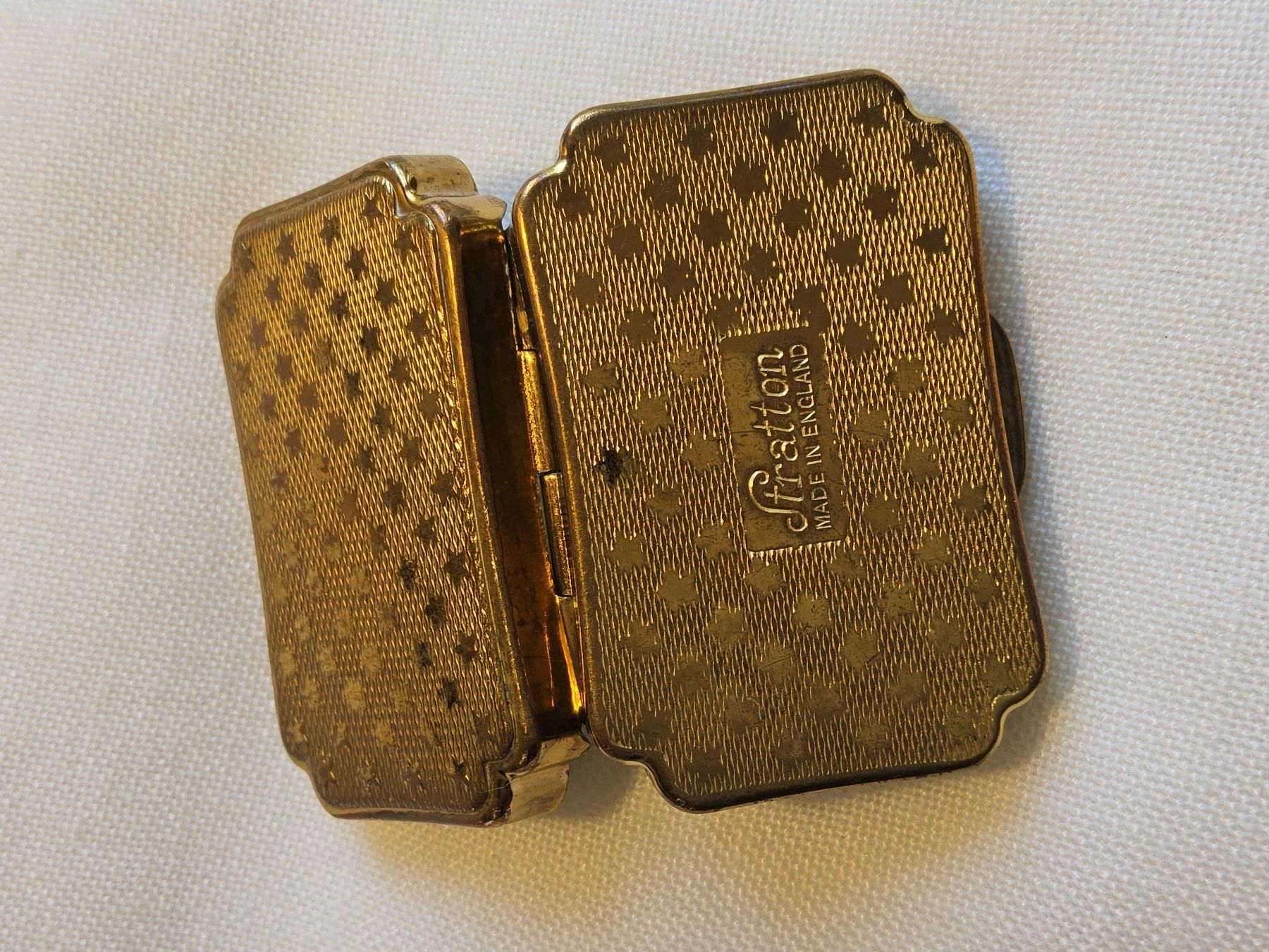Altro in Decorazioni & Accessori: Vintage kleine Stratton England Dose – Usato da Zürich venduto da SciTec 8