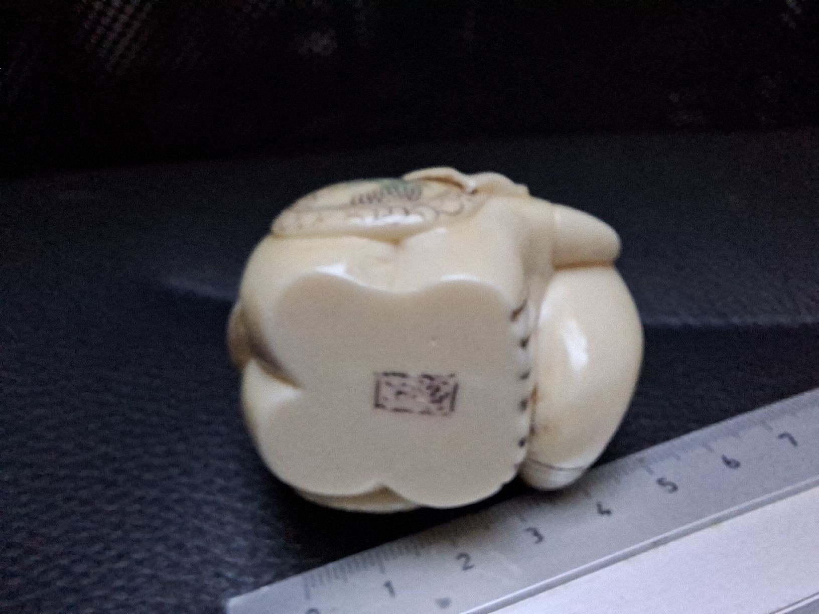 Figuren: Netsuke éléphant sculpté décoré avec signature  – Gebraucht aus Tannay von v1n1p00h 2