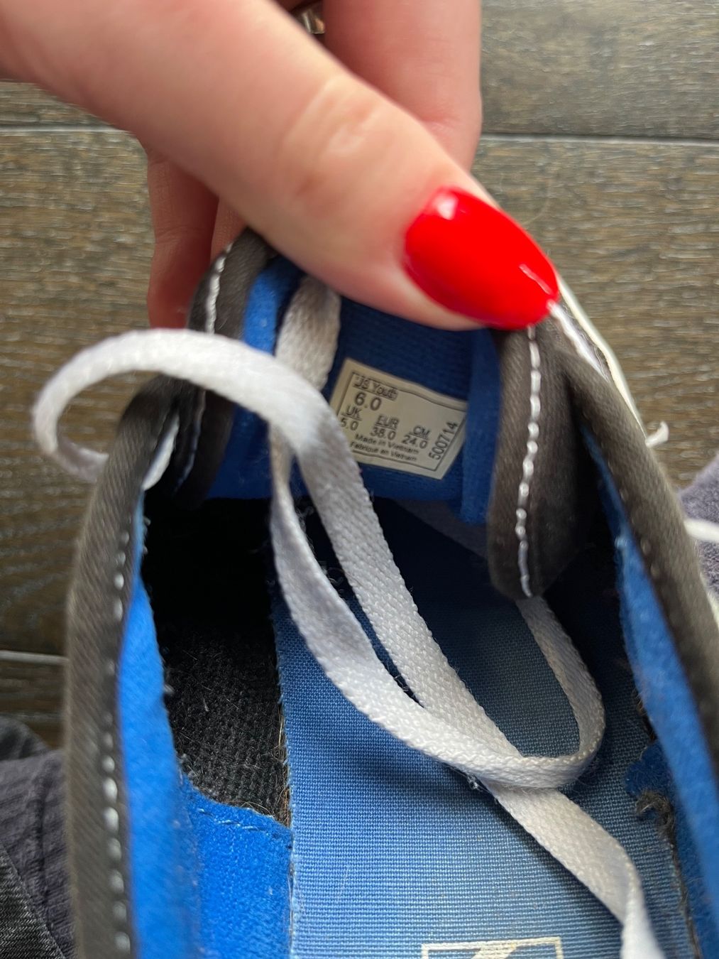 Vans Chaussures hommes: Vans basket EU 38 – D'occasion à Posieux par evs_57x2 2