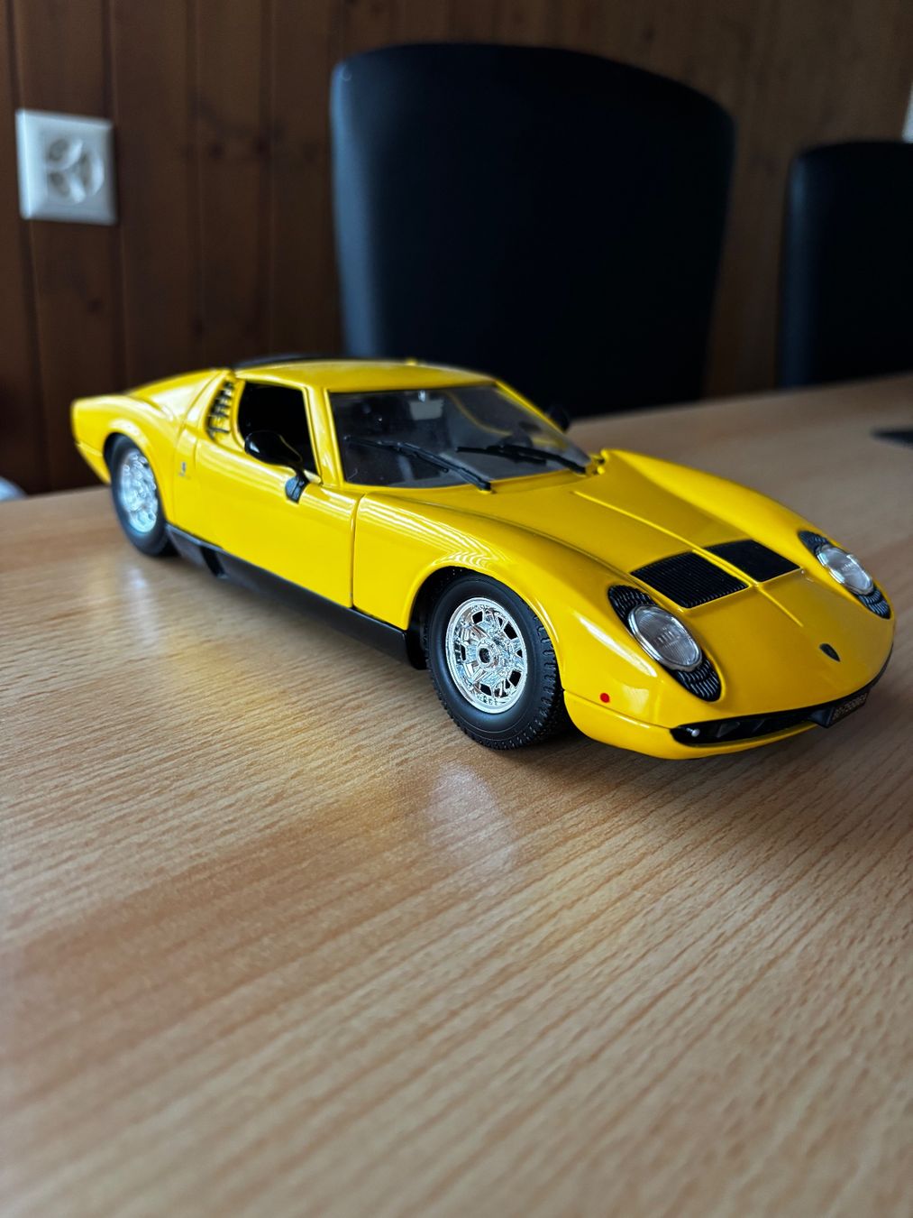 Bburago Voitures modèles: Lamborghini Miura 1/18 Bburago – D'occasion à Affeltrangen par Pal-94 2