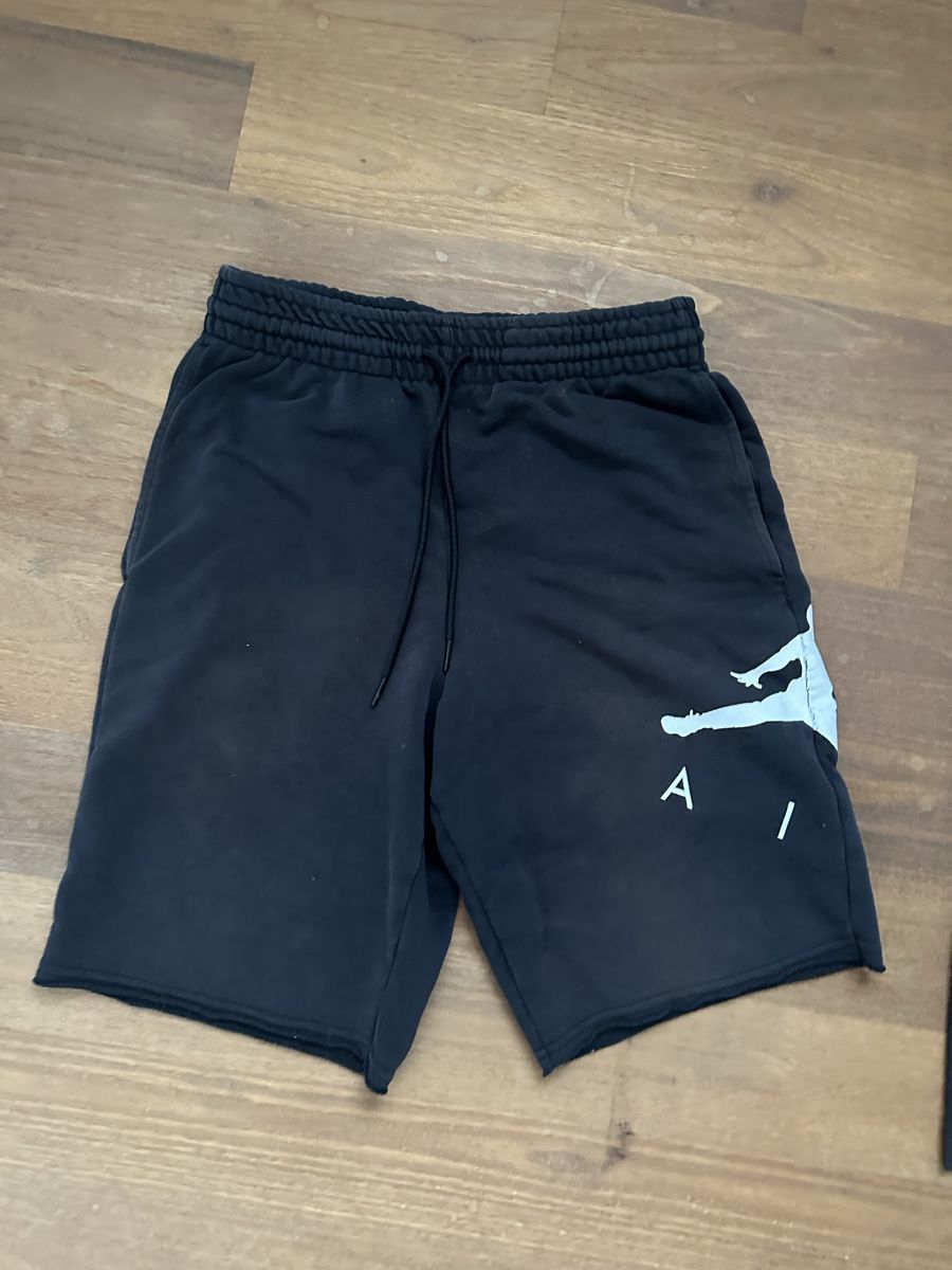 Jordan Pantaloni: Jordan Hose schwarz Grösse S – Usato da Bad Ragaz venduto da Fischer_17