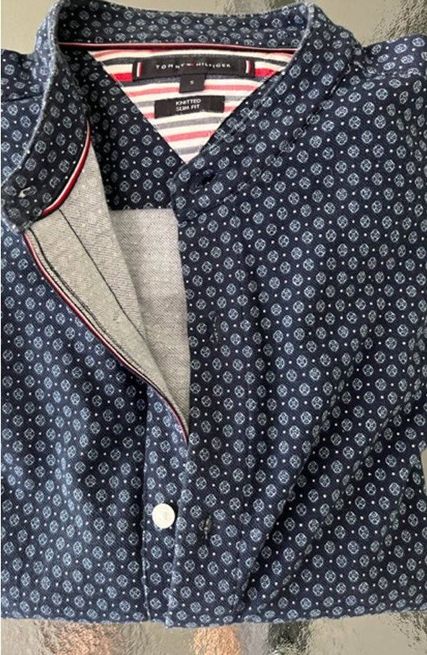 Tommy Hilfiger Hemden, T-Shirts & Polos: Hemd TOMMY HILFIGER – Neu (gemäss Beschreibung) aus Wittenbach von pipini8991