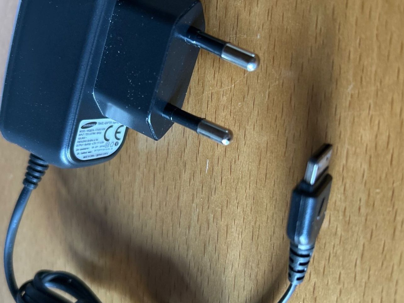 Samsung Caricabatterie: Original Samsung Ladekabel, Schwarz, Micro USB Stecker – Nuovo (secondo la descrizione) da Villnachern venduto da RicardoMary 1