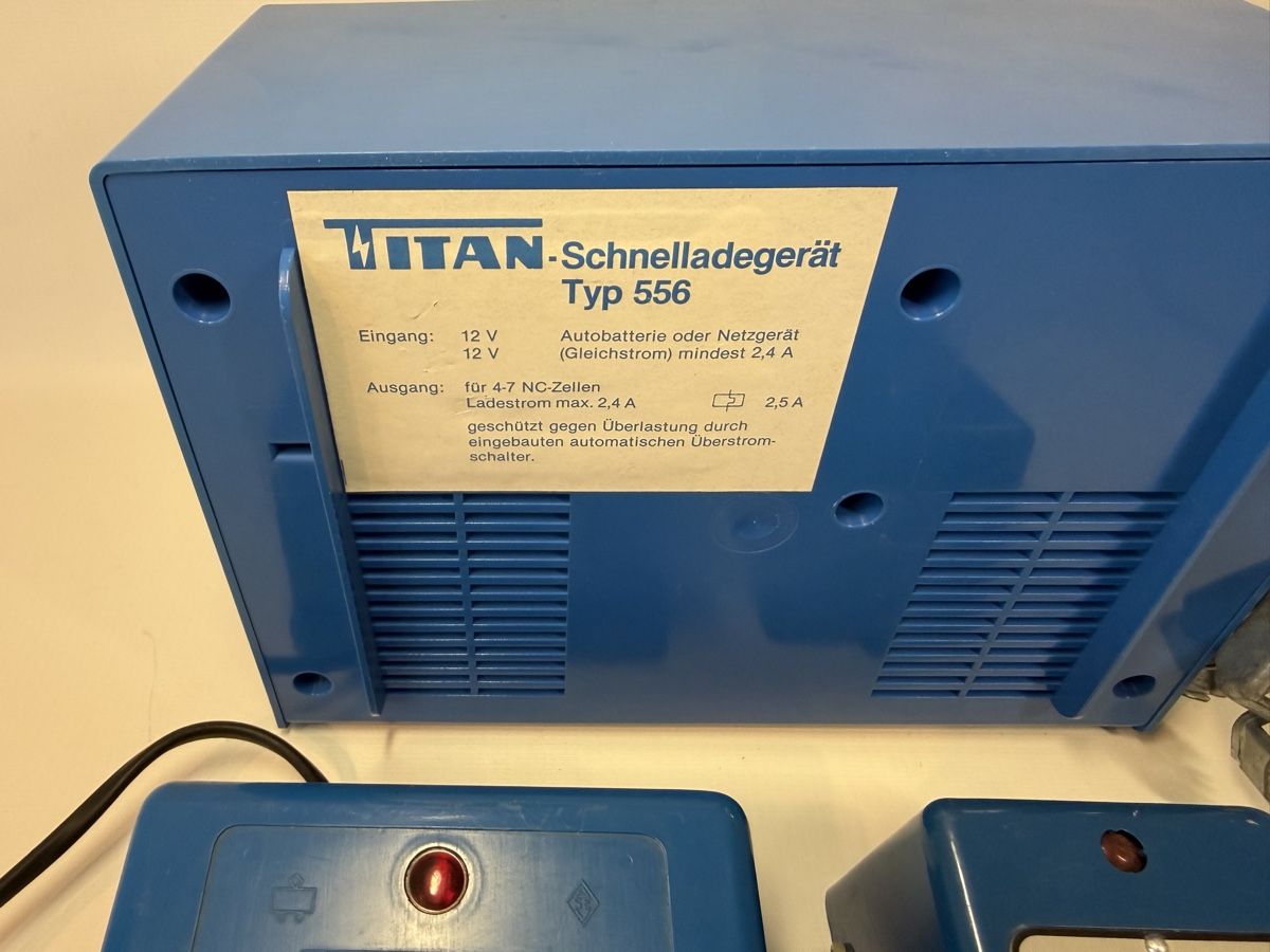 Modellini di ferrovie: Titan Transformator 108+109M Bahnschaltgerät+556 Ladegerät – Usato da Rombach venduto da vir_2dsd 4