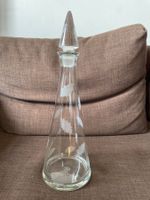 Karaffe mit Stöpsel, Glas