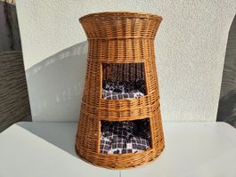Geflochtener Katzenbaum