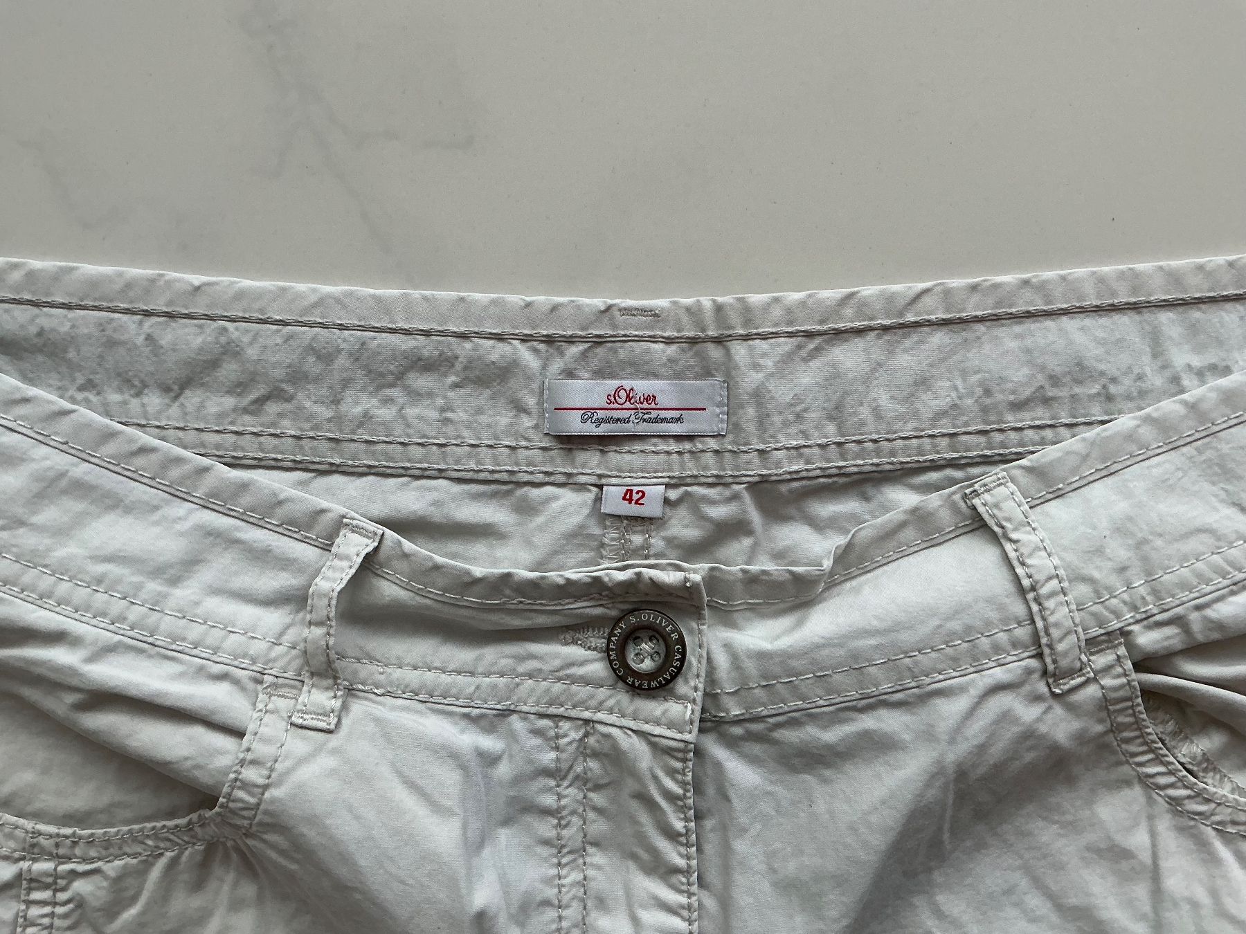 S.Oliver Pantaloni: Bermudas Gr.42 S‘Oliver – Usato da Biel-Benken BL venduto da Sahra1 1