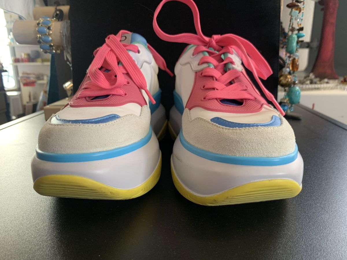 Liu Jo Chaussures femmes: Liu Jo farbige sneakers 36 – D'occasion à Unterseen par jpowers1971 5