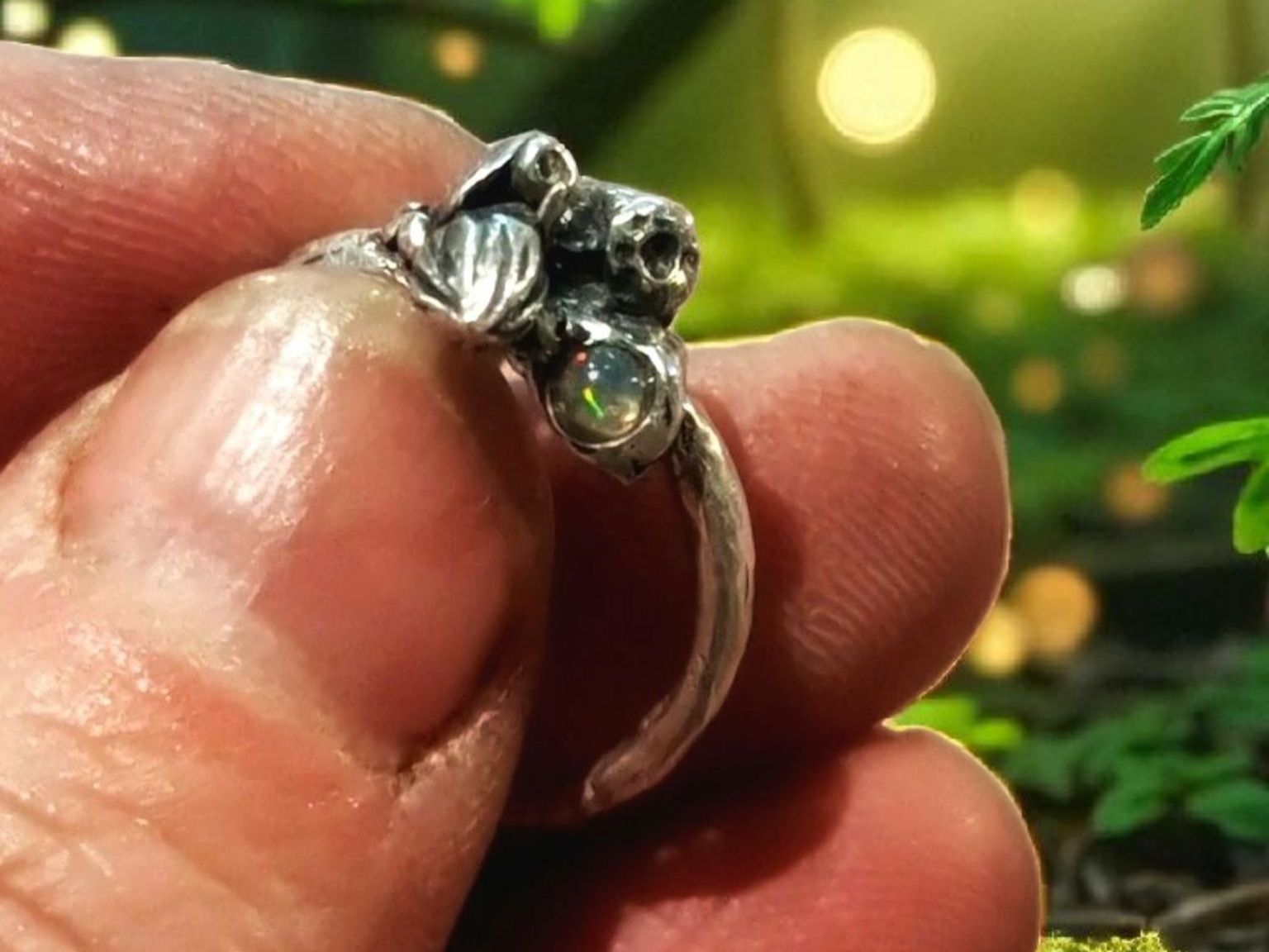 Bagues: Märchenhafter gestalteter Silberring mit Opal, Grösse 49 – Neuf avec emballage d'origine à Aarau par Schmuckhoehle_MD 8