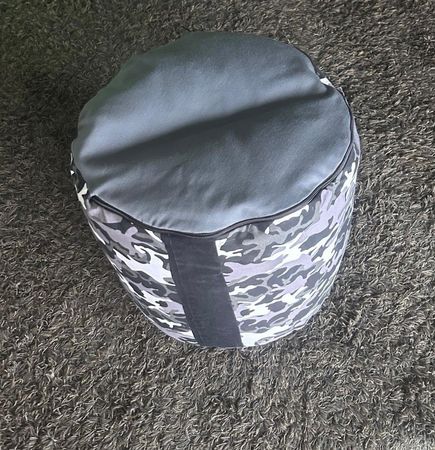 Selbstgemachter Army-Sitzsack mit seperatem Innensack